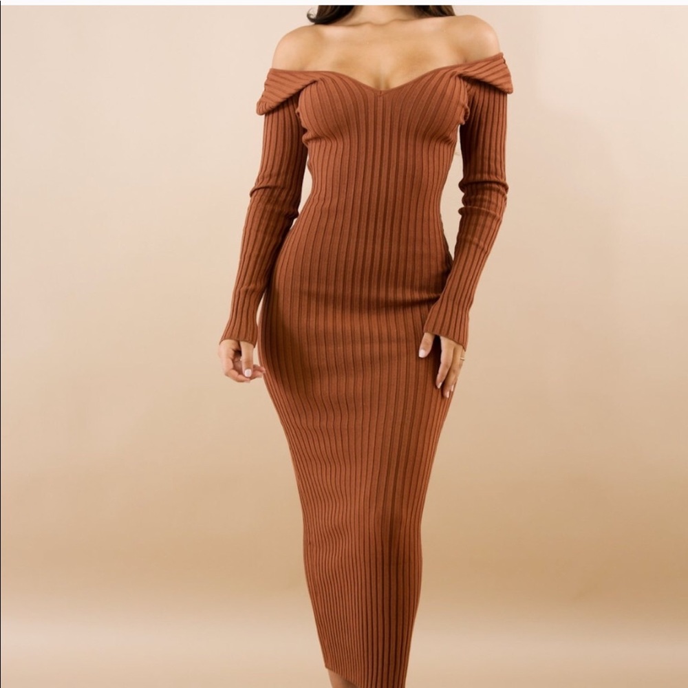 Rust Ribbed Knit Dress - Picture 2 of 4